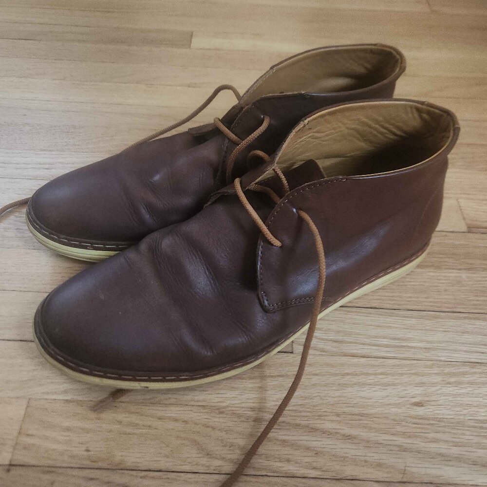 Charles Tyrwhitt Chukka Boot Men's size 9.5 Brown Leather - Classic Preppy Indie